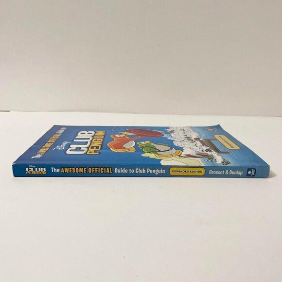 The Awesome Official Guide to Disney Club Penguin Expanded Edition - Picture 3 of 16